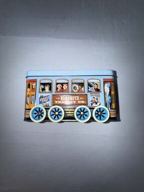 Vintage 2000 Hershey's Transit Co. Vehicle Series Canister #2 Trolley Tin